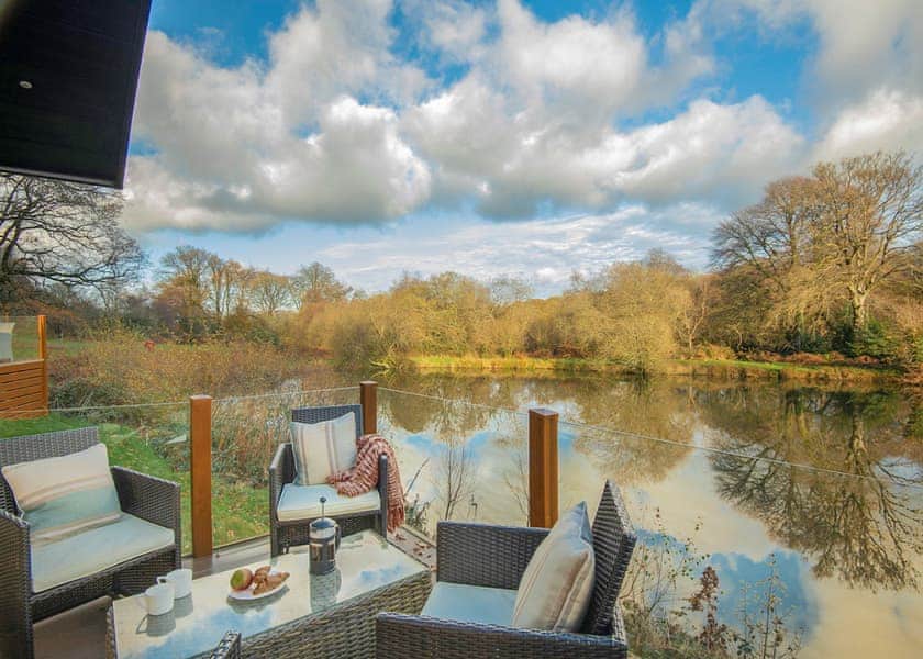 Lake Front 3 bedroom lodge - Lakeview Manor Lodges, Dunkeswell, Honiton