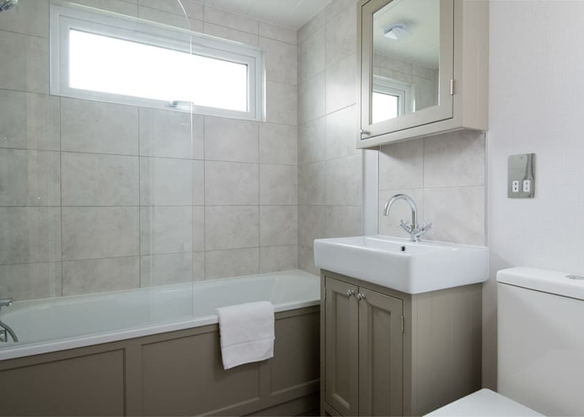 Brookview 34, Brook View 2 bedroom lodge - Lakeview Manor Lodges, Dunkeswell, Honiton