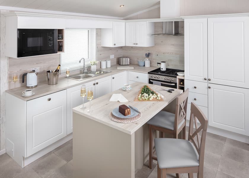Valley Park View 3 bed with Hot Tub Pet (Sleeps 6) - Lakeview Manor Lodges, Dunkeswell, Honiton