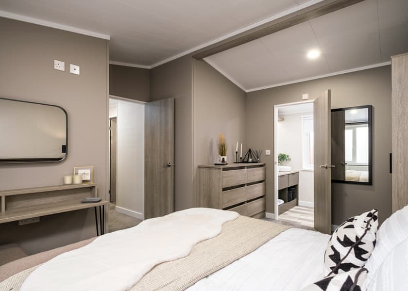 All imagery shown is a representation only. Style, decor and exact views vary by lodge | Valley Park View 3 bed with Hot Tub (sleeps 6) - Lakeview Manor Lodges, Dunkeswell, Honiton