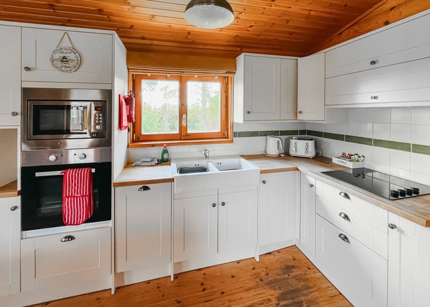 Log Cabin 18 - Little Eden Country Park, Bridlington