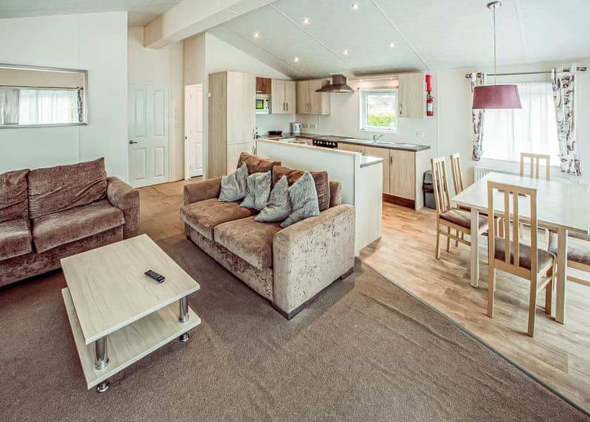 Superior Lodge L5 - Little Eden Country Park, Bridlington
