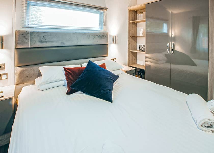 LE 2Liv Lodge - Little Eden Country Park, Bridlington