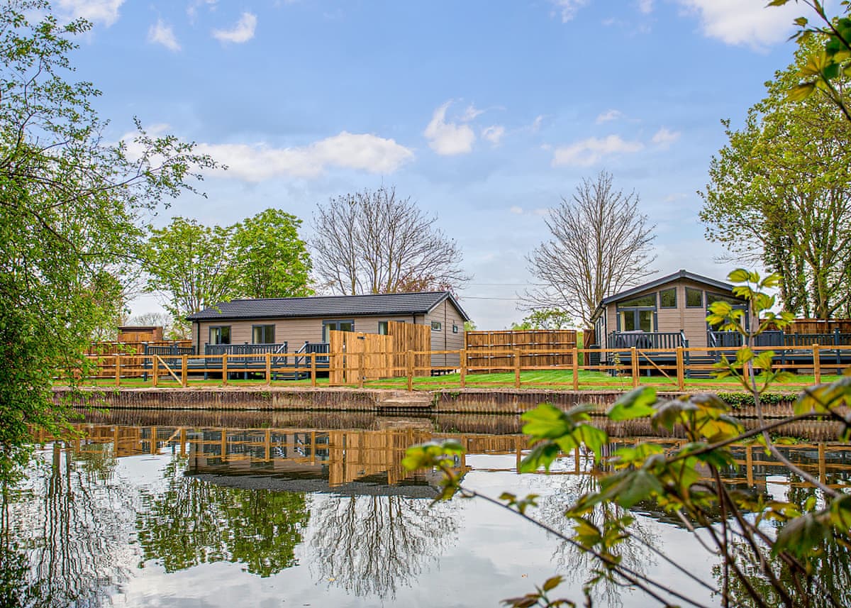 Lee Valley - Holiday Lodge in Central England - Image 1