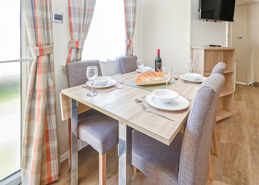 Gold Plus 4 Caravan - Glendale, Port Carlisle