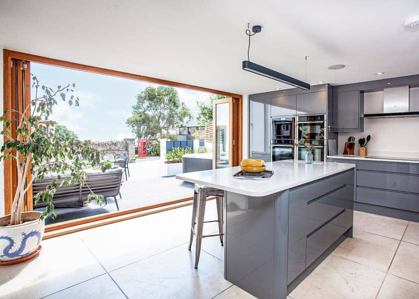 The Farmhouse - Leonards Cove, Stoke Fleming, Dartmouth