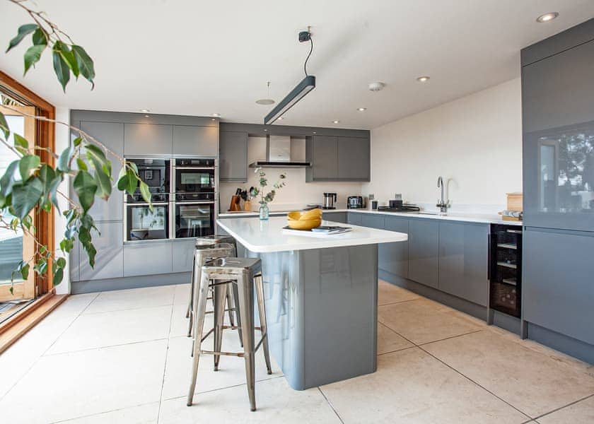 The Farmhouse - Leonards Cove, Stoke Fleming, Dartmouth