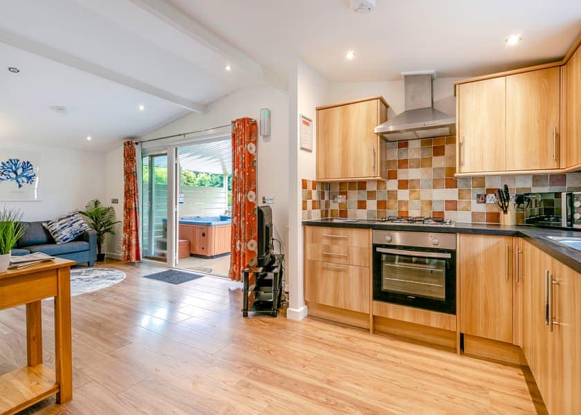 Callan Lodge - Leycroft Valley, Perranporth