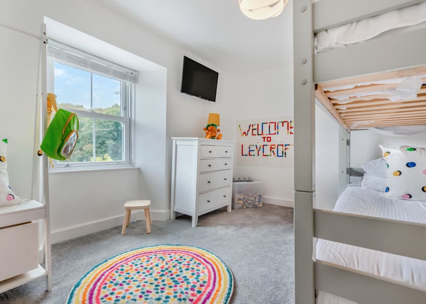 The Farmhouse (Pet) - Leycroft Valley, Perranporth