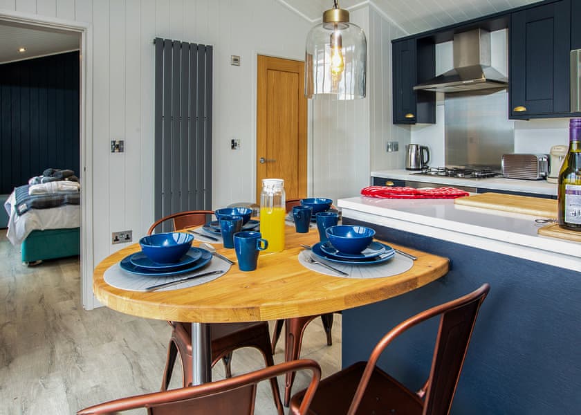 Retreat 1 bed lodge - Letham Feus Park, Leven