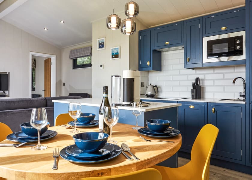 Retreat 2 bed lodge - Letham Feus Park, Leven