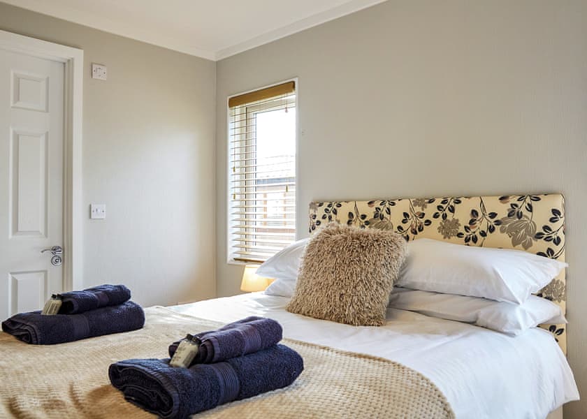 Retreat 2 bed lodge - Letham Feus Park, Leven