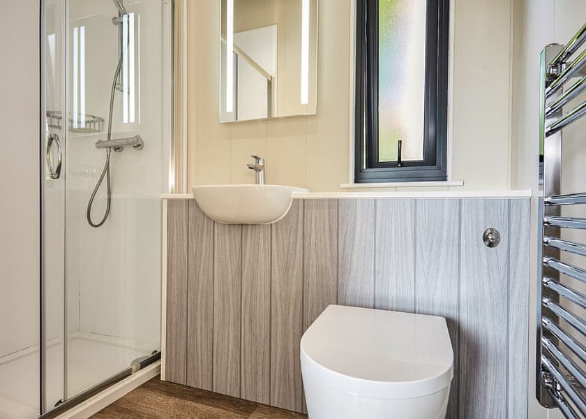 Retreat 2 bed lodge - Letham Feus Park, Leven