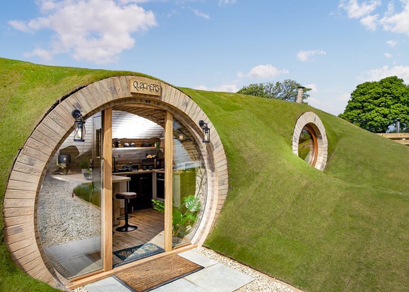 Art’s Hollow - Maesbury Den, Radstock