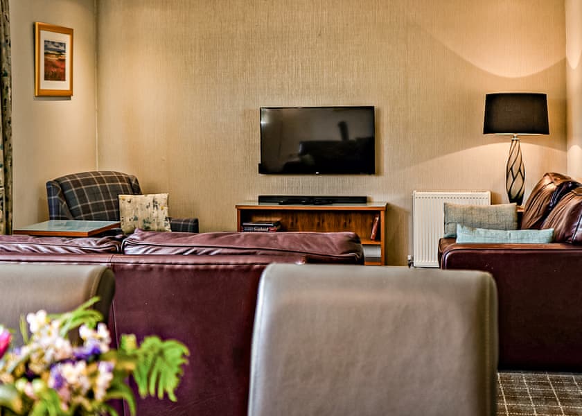 Cawdor - Loch Lomond Waterfront Luxury Lodges, Balmaha