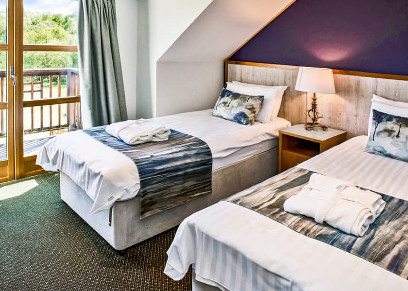 Culzean - Loch Lomond Waterfront Luxury Lodges, Balmaha
