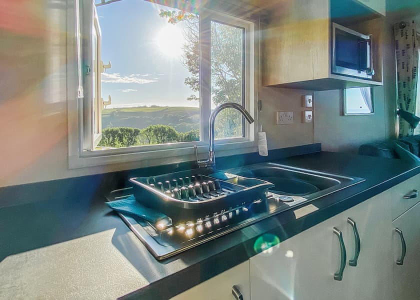 Sea View 2 Bed Hot Tub Holiday Caravan – Lynton - Lynmouth Holiday Retreat, Lynton