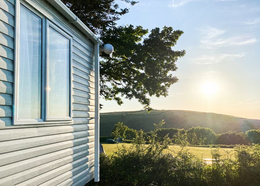 Sea View 2 Bed Hot Tub Holiday Caravan – Cheriton - Lynmouth Holiday Retreat, Lynton