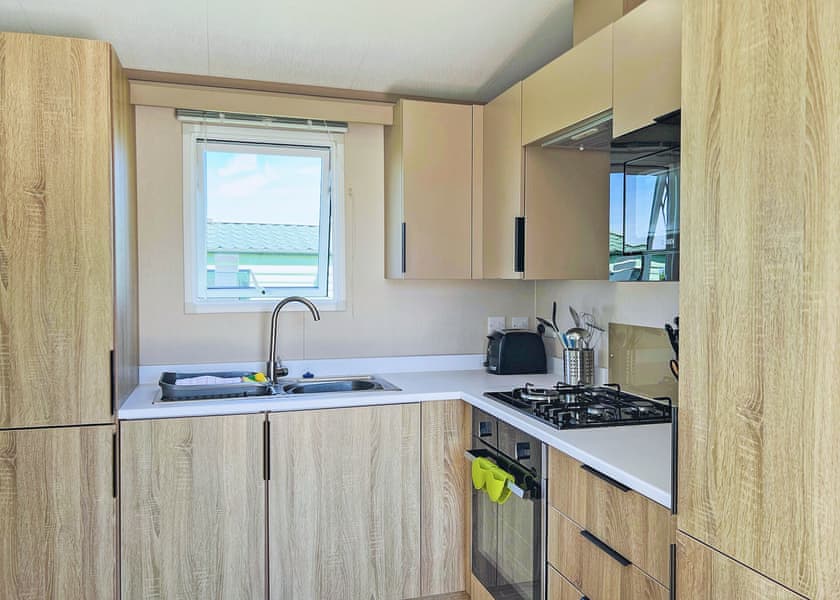 Sea View 2 Bed Hot Tub Holiday Caravan – Dunkery - Lynmouth Holiday Retreat, Lynton