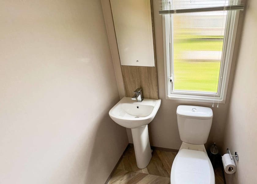 Exmoor View 3 Bed Holiday Caravan – East Lyn - Lynmouth Holiday Retreat, Lynton