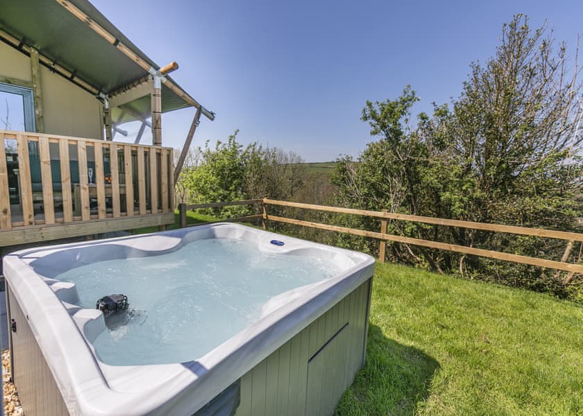 Sea View 2 Bed Hot Tub Safari TentKestrel - Lynmouth Holiday Retreat, Lynton