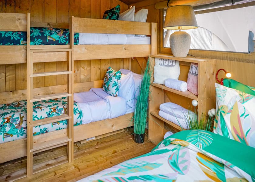 Sea View 2 Bed Hot Tub Safari TentKestrel - Lynmouth Holiday Retreat, Lynton