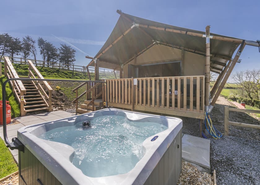 Sea View 2 Bed Hot Tub Safari TentFoxglove - Lynmouth Holiday Retreat, Lynton