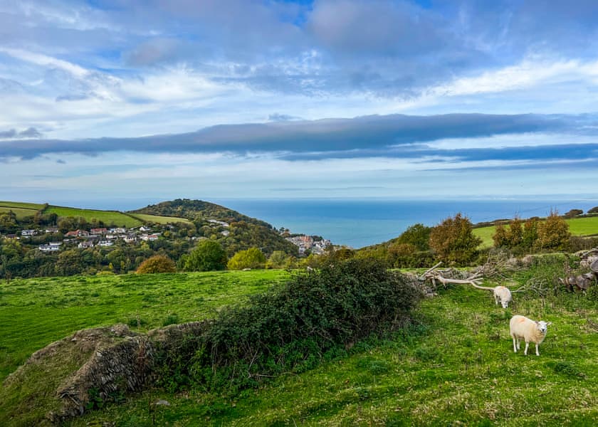 Sea View 2 Bed Hot Tub Safari TentFoxglove - Lynmouth Holiday Retreat, Lynton