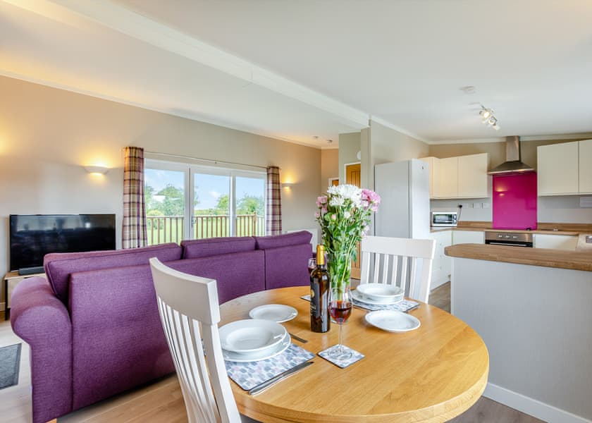 Willow Lodge - Lode Hall Lodges, Three Holes, Nr Downham Market