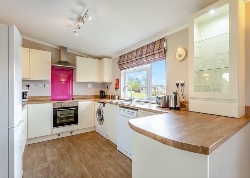 Willow Lodge - Lode Hall Lodges, Three Holes, Nr Downham Market