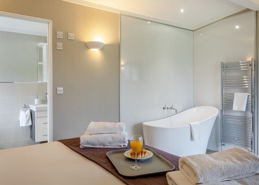 Willow Lodge - Lode Hall Lodges, Three Holes, Nr Downham Market