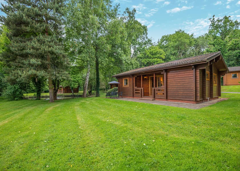 Robins Rest Lodge - Woodside Lodges Country Park, Ledbury