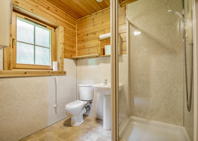 Tangle Wood Lodge VIP - Woodside Lodges Country Park, Ledbury