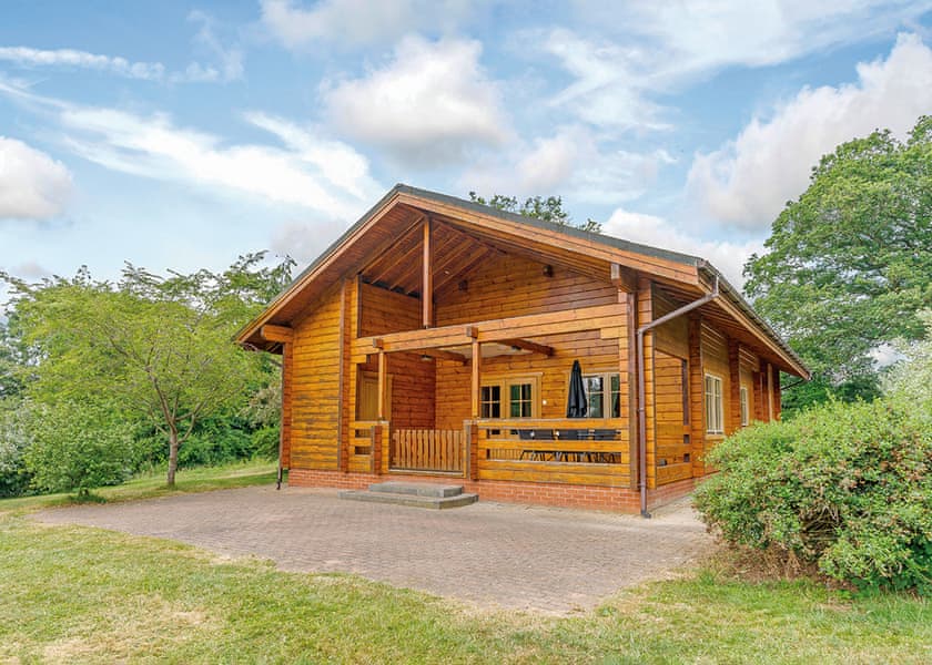 Springpools Lodge - Woodside Lodges Country Park, Ledbury