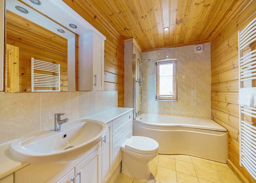 Springpools Lodge - Woodside Lodges Country Park, Ledbury