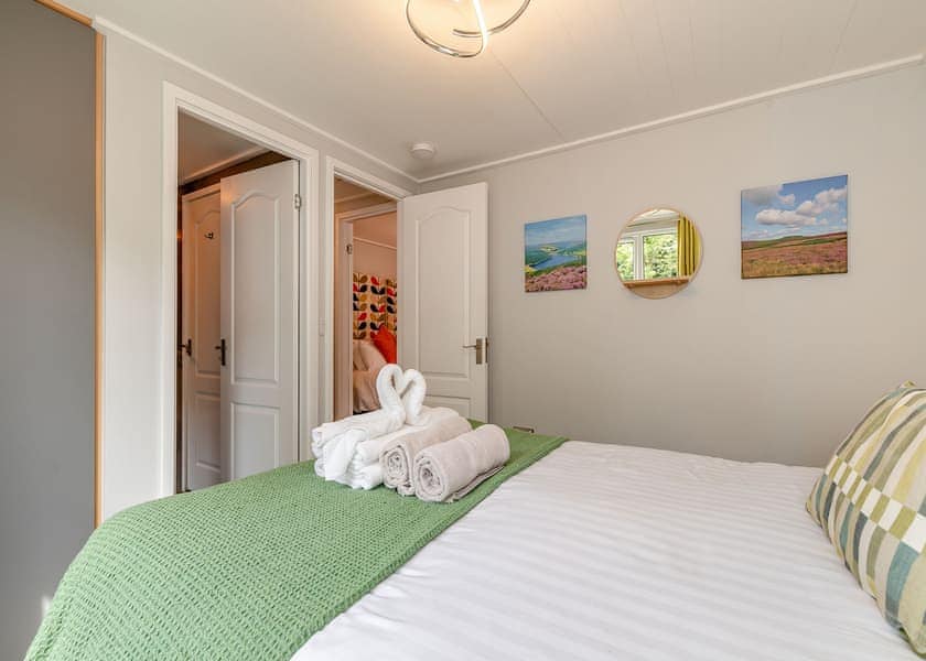 Bakewell Deluxe Lodge Pet - Longnor Wood Holiday Park, Longnor, Nr. Buxton