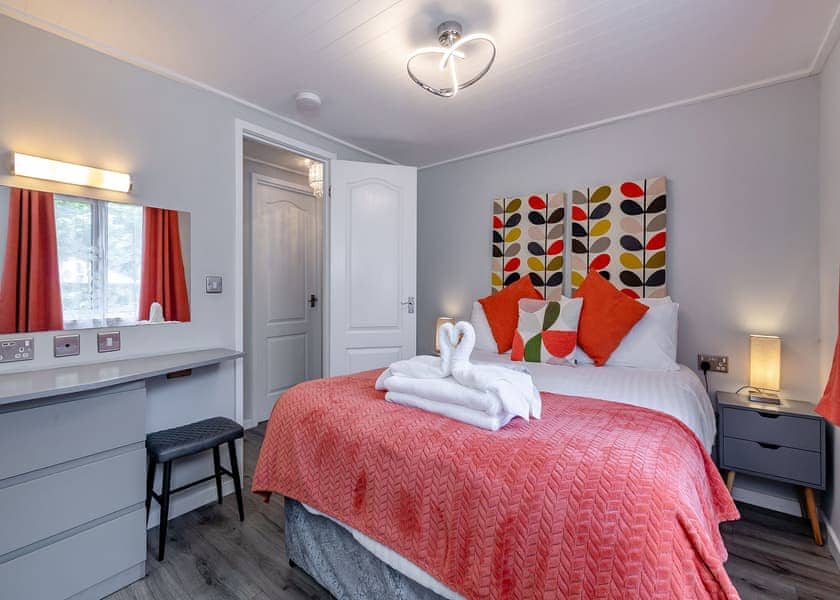 Bakewell Deluxe Lodge Pet - Longnor Wood Holiday Park, Longnor, Nr. Buxton