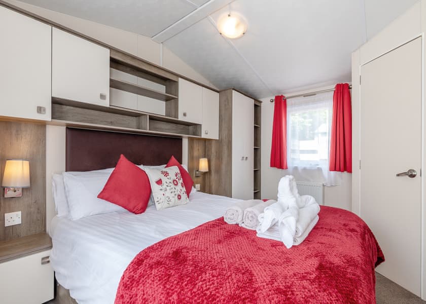 Manifold Caravan Pet - Longnor Wood Holiday Park, Longnor, Nr. Buxton