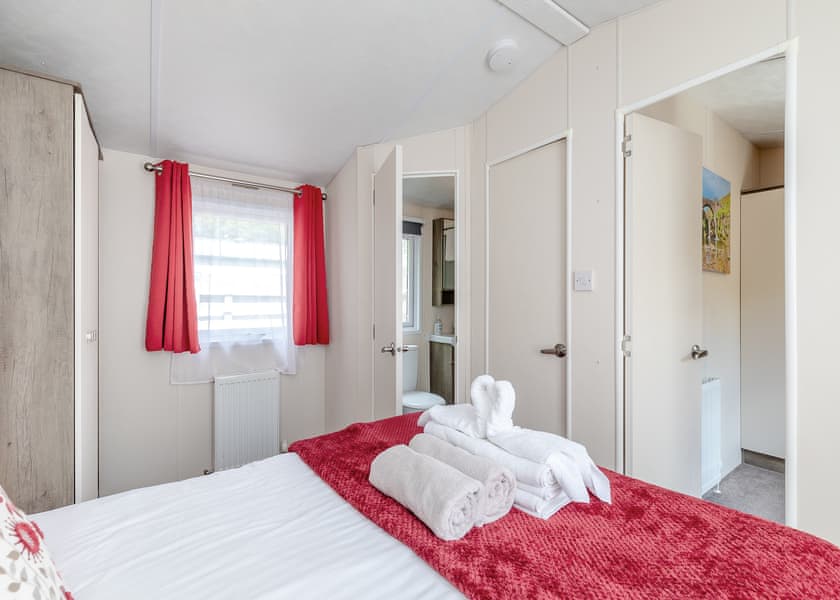 Manifold Caravan Pet - Longnor Wood Holiday Park, Longnor, Nr. Buxton