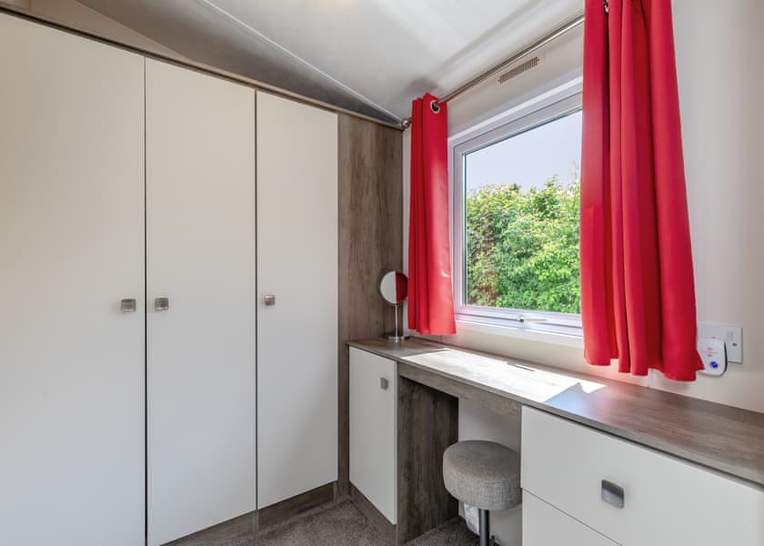 Manifold Caravan Pet - Longnor Wood Holiday Park, Longnor, Nr. Buxton