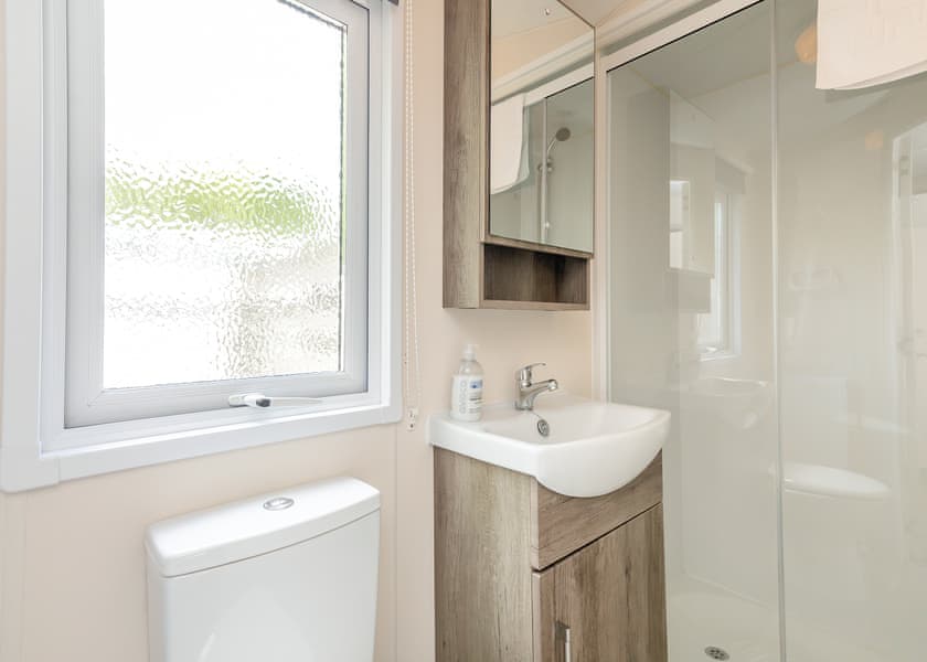 Manifold Caravan Pet - Longnor Wood Holiday Park, Longnor, Nr. Buxton