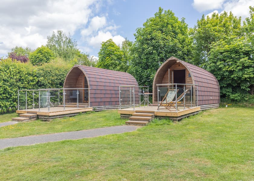 Dove Luxury Glamping Pod - Longnor Wood Holiday Park, Longnor, Nr. Buxton