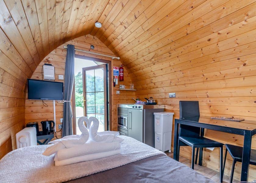 Dove Pet Friendly Glamping Pod - Longnor Wood Holiday Park, Longnor, Nr. Buxton