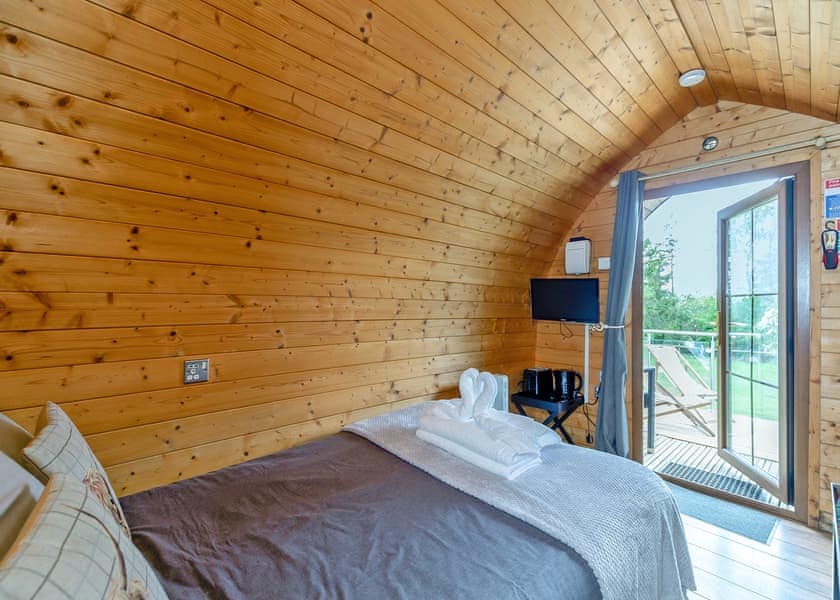 Dove Pet Friendly Glamping Pod - Longnor Wood Holiday Park, Longnor, Nr. Buxton