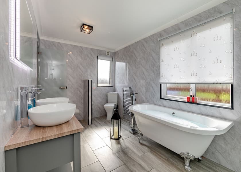 Chatsworth Superior - Longnor Wood Holiday Park, Longnor, Nr. Buxton