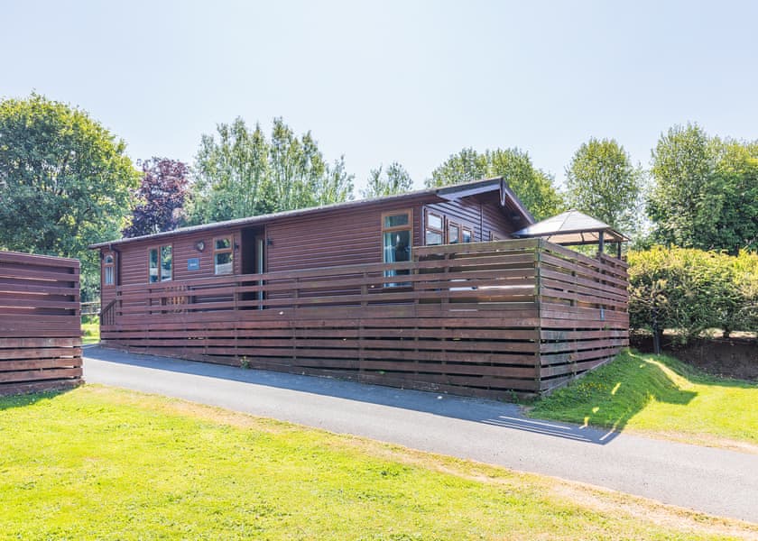 Chatsworth Superior Pet Friendly - Longnor Wood Holiday Park, Longnor, Nr. Buxton