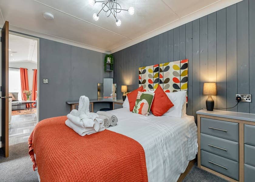 Buxton Lodge with Hot Tub - Longnor Wood Holiday Park, Longnor, Nr. Buxton