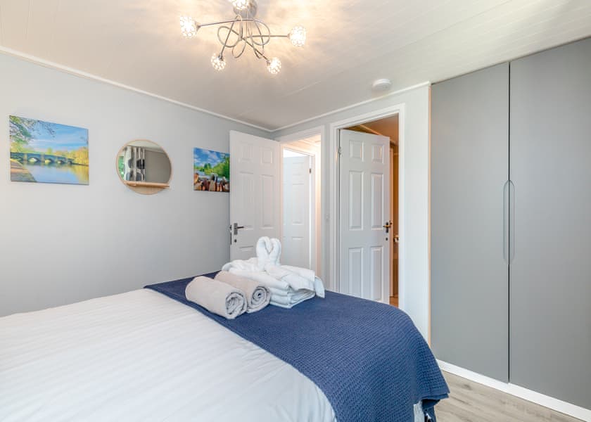 Bakewell Deluxe Lodge - Longnor Wood Holiday Park, Longnor, Nr. Buxton