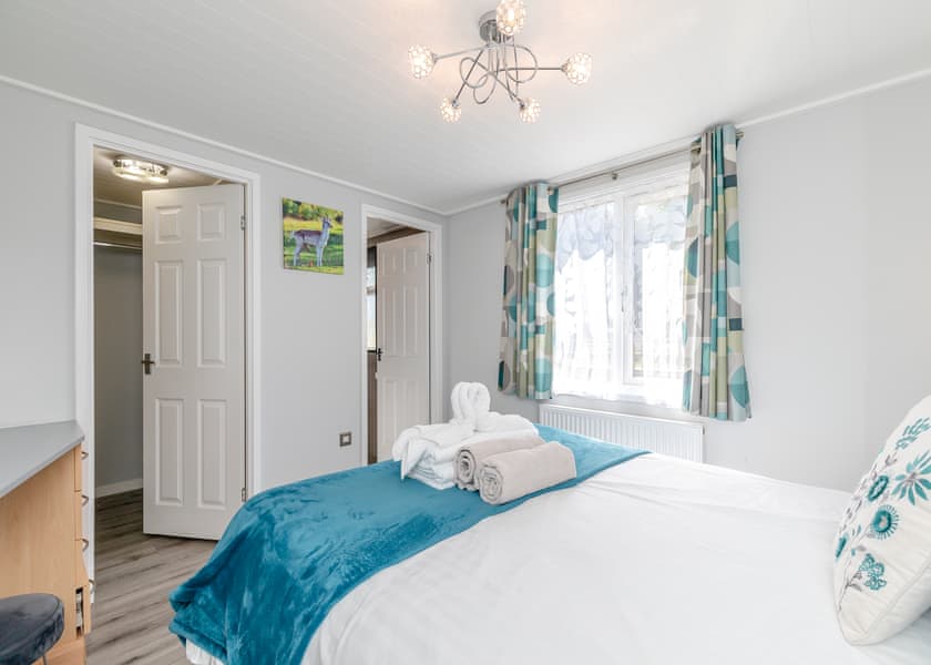 Bakewell Deluxe Lodge - Longnor Wood Holiday Park, Longnor, Nr. Buxton