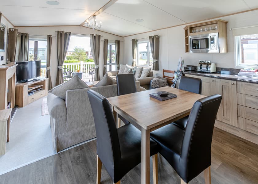 Coral Cove Deluxe - Looe Coastal Retreat, Looe